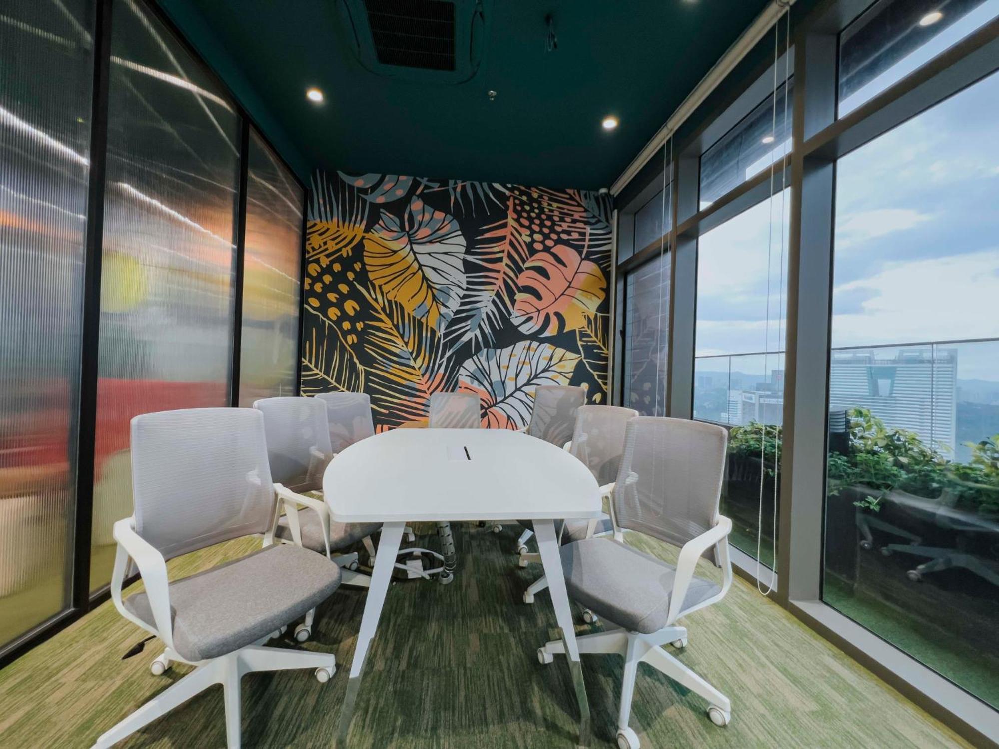 Sky Pool Suites Kl Sentral - Riveria City Куала-Лумпур Экстерьер фото